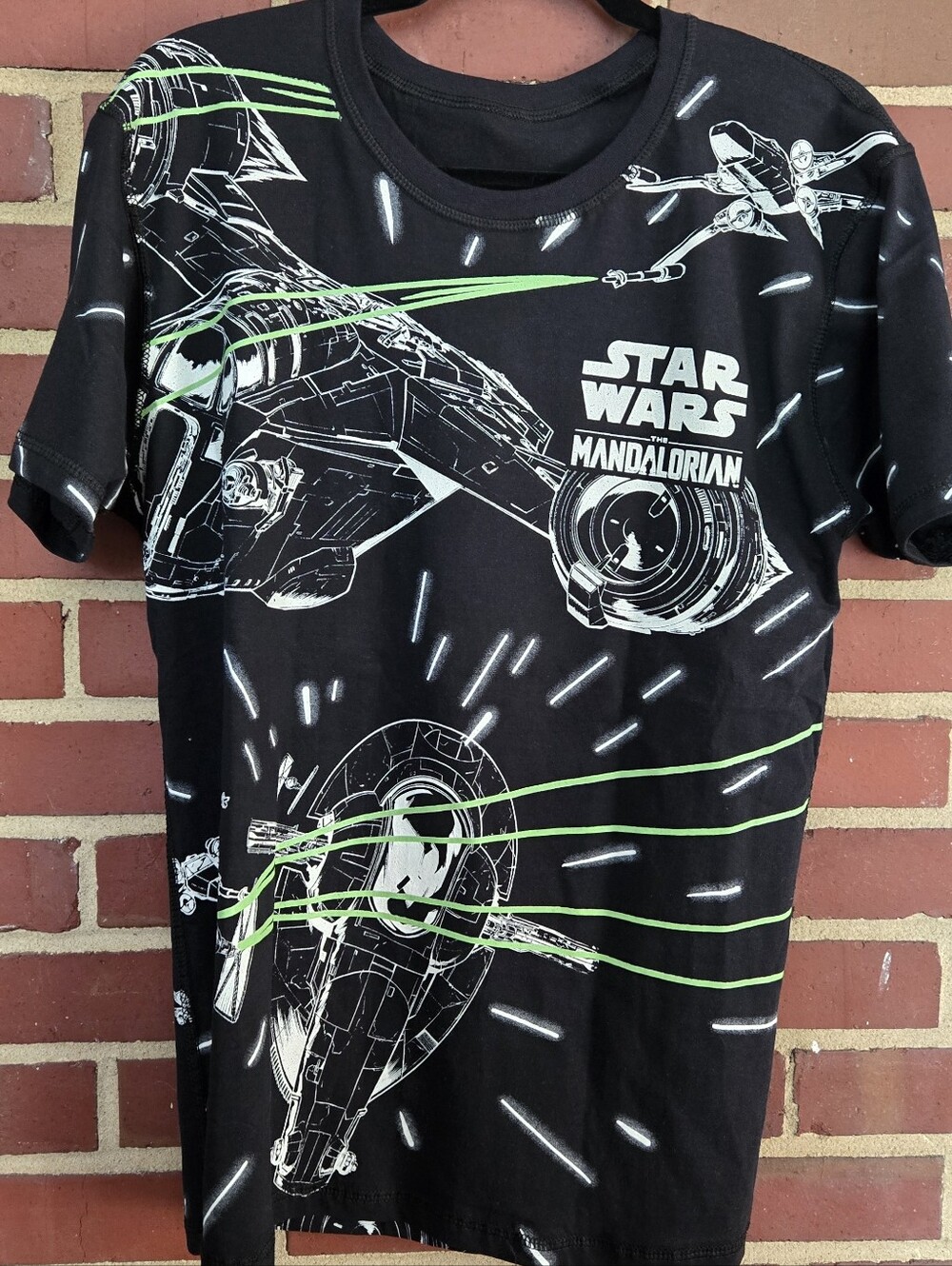 Star Wars Mandalorian Reversible Grogu Baby Yoda Tee Men's Medium Black‎